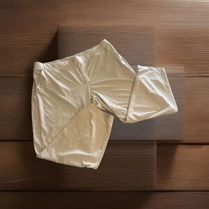 Athleta Brooklyn Ankle Pant Cream Lightweight Pockets Travel Stretch size 22